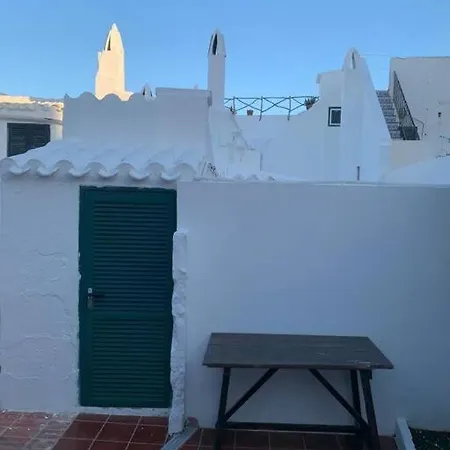 Casa Tipica Menorquina Centrica Amb Encant Apartment